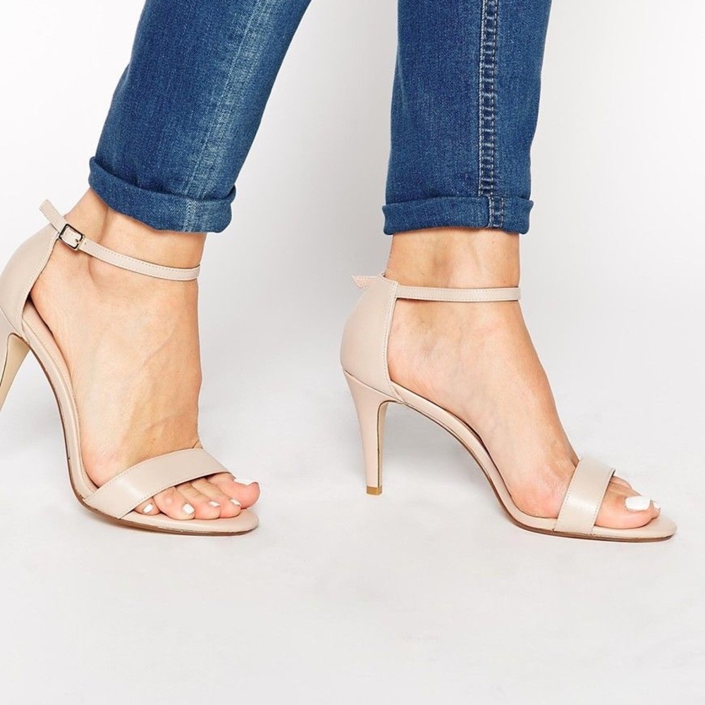 Nude Heeled Sandals Sz 37